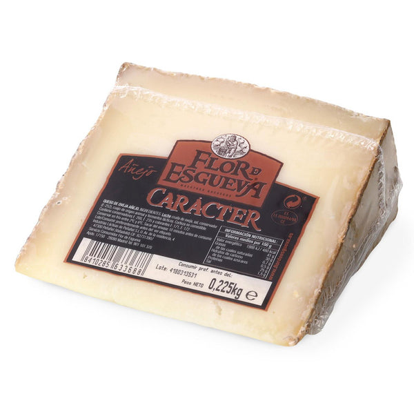 Queso puro de oveja añejo Carácter Flor de Esgueva cuña 225 g