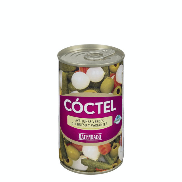 Cóctel Hacendado compuesto por aceitunas verdes, cebollitas, zanahorias y pepinillos